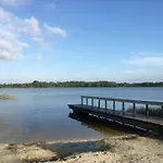 6 Person In Ansager-by Traum